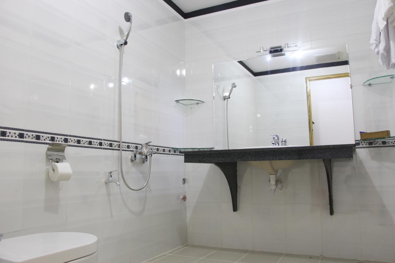 New Gold Hotel Duc Trong Экстерьер фото