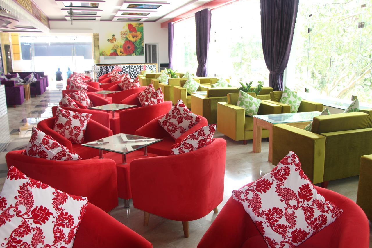 New Gold Hotel Duc Trong Экстерьер фото